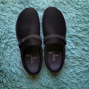 Merrell, performance footwear, size 9.5